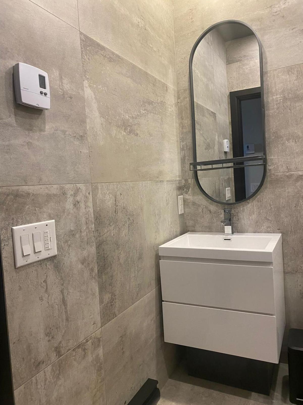 Private Room & Private Bathroom In Le Plateau Μόντρεαλ Εξωτερικό φωτογραφία